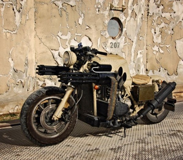 Motorcycle with Two Guns (12 photos)