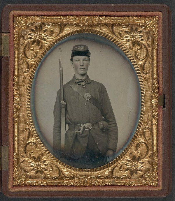 Authentic Civil War Photos (60 photos)