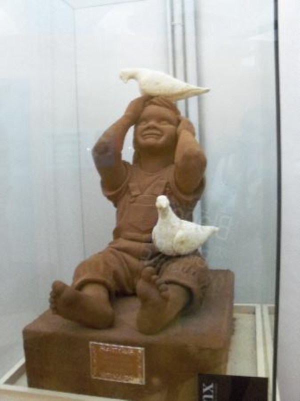 Incredible Chocolate Sculptures (42 photos)