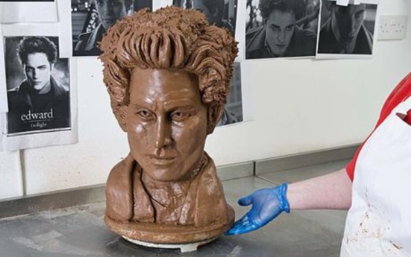 Incredible Chocolate Sculptures (42 photos)