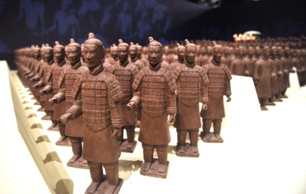 Incredible Chocolate Sculptures (42 photos)
