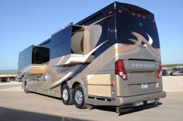 a motorhome that is pure luxury on wheels 640 57
