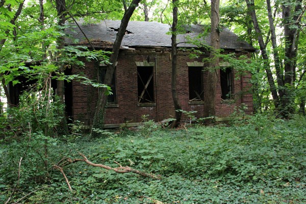Abandoned Island in the Middle of NYC (28 photos)