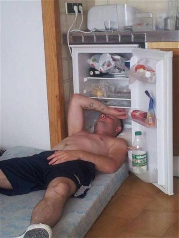 Must Have Been an Epic Night (100 photos)