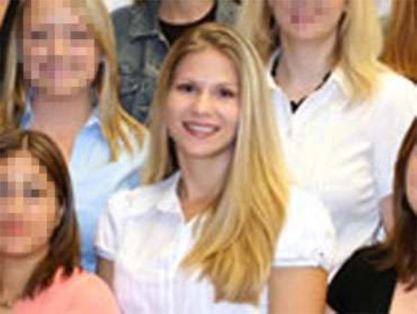181 Female Teachers Caught Sleeping With Students (41 photos)