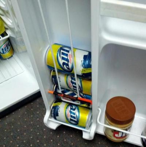 Things That Apparently Fit Together (50 photos)