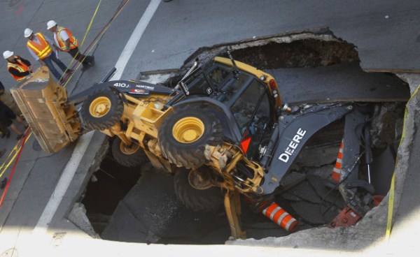 an impressive assortment of sinkhole pictures 640 18