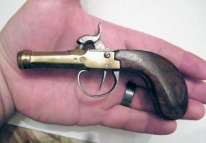 Antique Guns Designed for Women (25 photos) 1