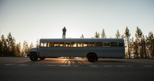 Awesome School Bus Mobile Home (30 photos)