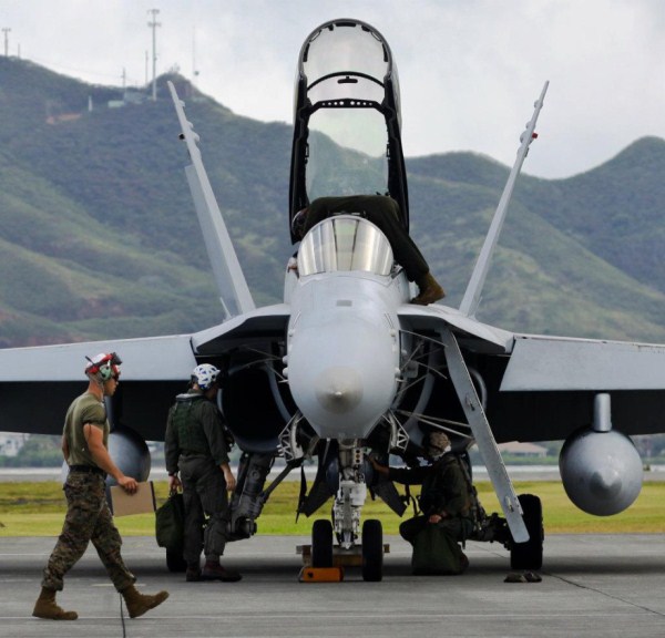 HD Photos of U.S. Marines Training (89 photos)