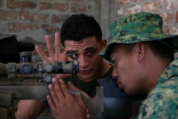 HD Photos of U.S. Marines Training (89 photos)