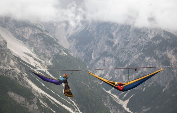 People Living Life on the Edge (40 photos)