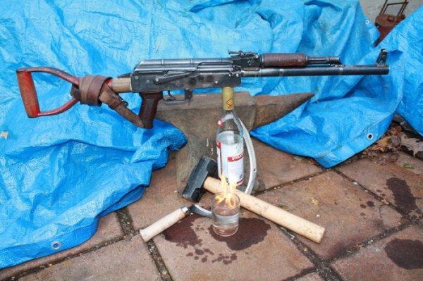 AK-47 Made out of a Shovel (49 photos)
