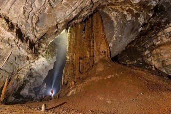 explorers uncover an entire world inside a cave 10 1