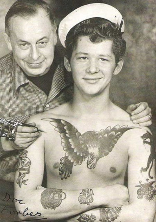 Tattoos From The Past (44 photos)