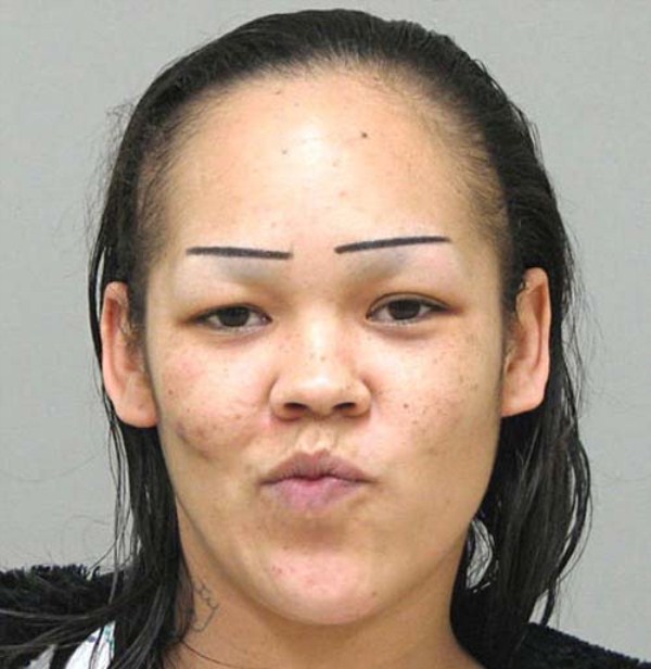 Awful Eyebrows (56 photos)