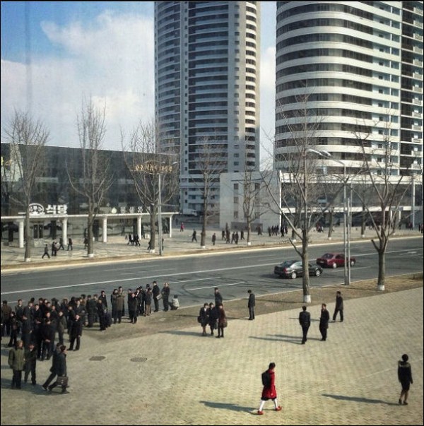 Uncensored Photos Of North Korea Through Instagram (41 photos)
