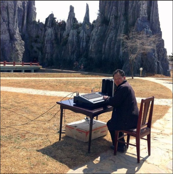 Uncensored Photos Of North Korea Through Instagram (41 photos)