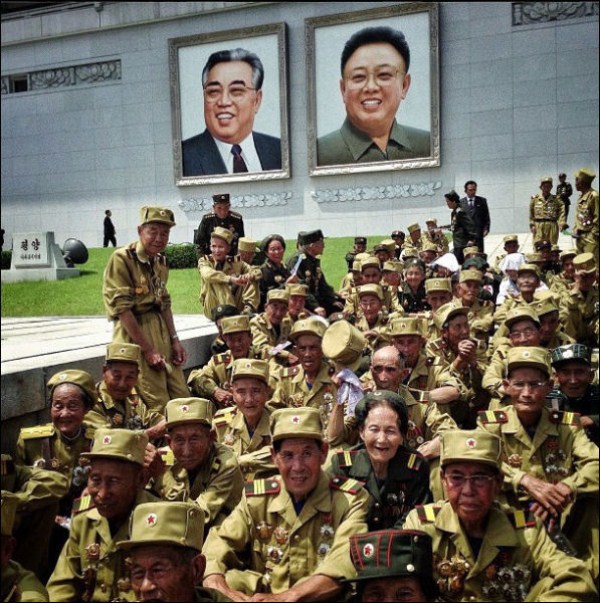 Uncensored Photos Of North Korea Through Instagram (41 photos)