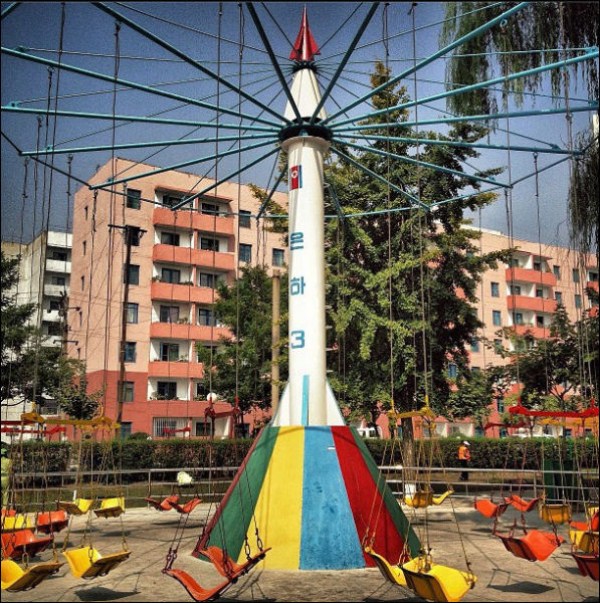 Uncensored Photos Of North Korea Through Instagram (41 photos)