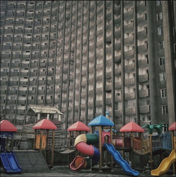 Uncensored Photos Of North Korea Through Instagram (41 photos)