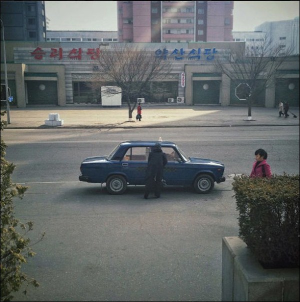 Uncensored Photos Of North Korea Through Instagram (41 photos)