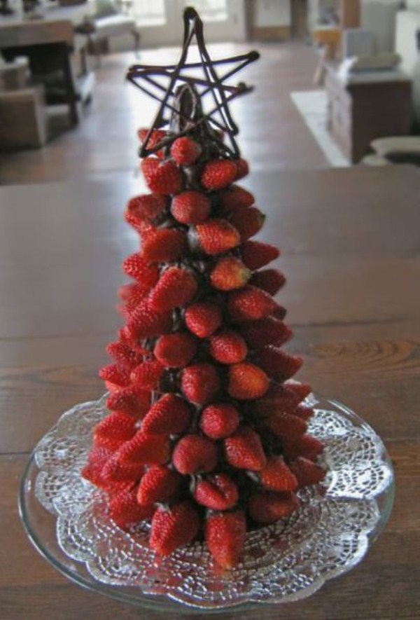 27 Creative DIY Christmas Tree Ideas (27 photos)