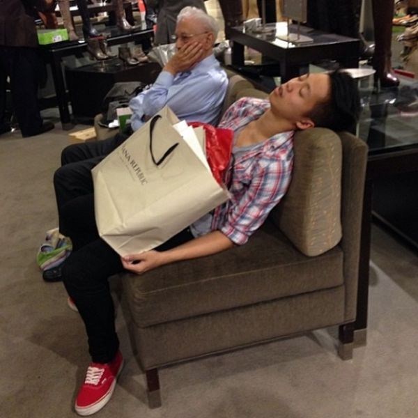 Men Who Hate Shopping With Women (40 photos)