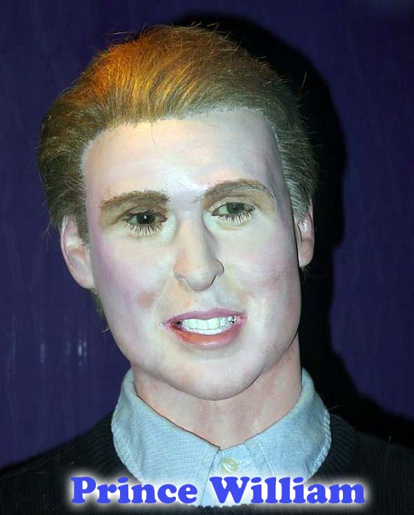 Probably The Worst Wax Museum Figures Ever (23 photos)