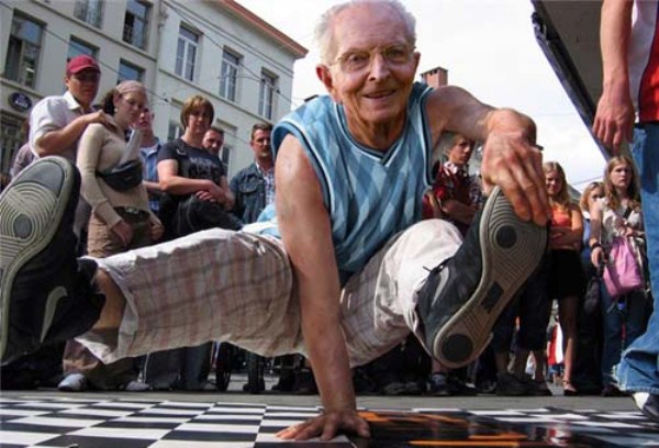 Old People Doing Funny Things (67 photos)