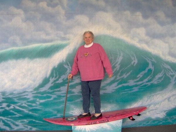 Old People Doing Funny Things (67 photos)