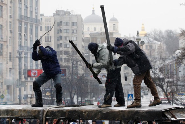 riots in kiev 3
