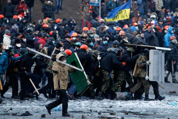 Kiev War Zone (55 photos)