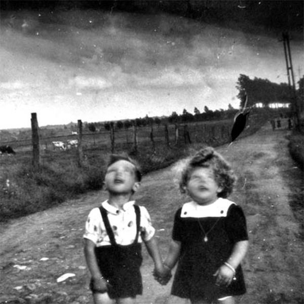 Bizarre And Creepy Photos (39 photos)