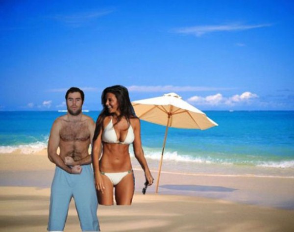 Totally Desperate Guys With Imaginary Photoshopped Girlfriends (34 photos)