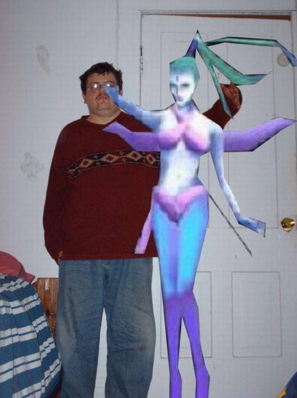 Totally Desperate Guys With Imaginary Photoshopped Girlfriends (34 photos)