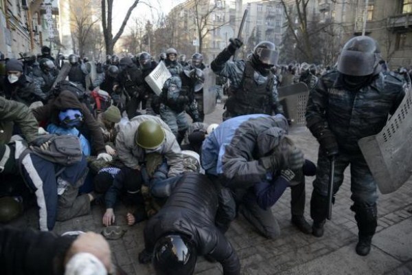 Dramatic Escalation of the Conflict in Kiev (44 photos)