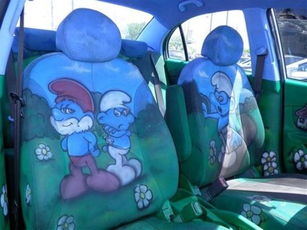 Smurfs Themed Car (14 photos)