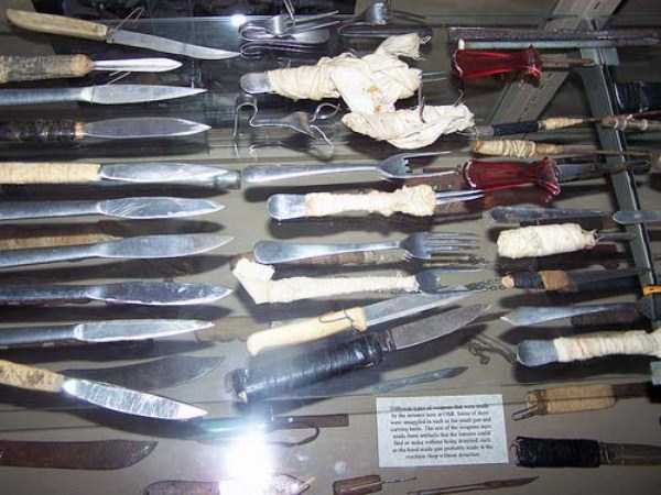 illegal things found in prisons 22