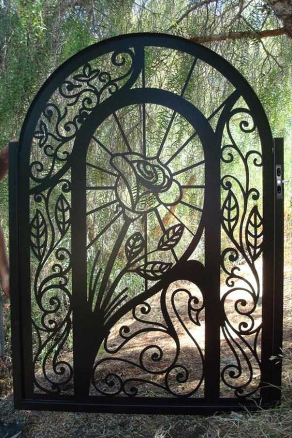 30 Awesome Fairy Tale Garden Gates (30 photos)