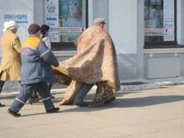 Russians Are Crazy About Carpets (32 photos)