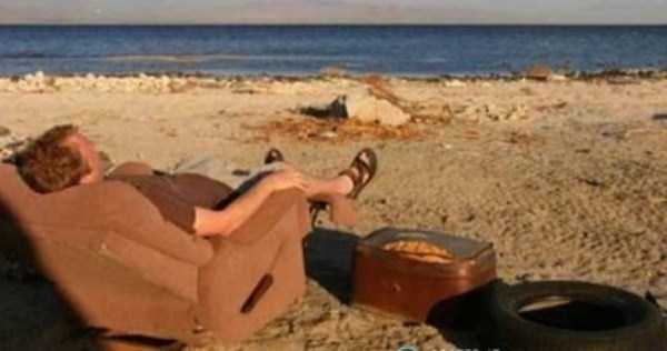 60 WTF Beach Moments (60 photos)