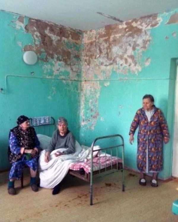 Russian Hospitals are in Horrible Condition (40 photos)