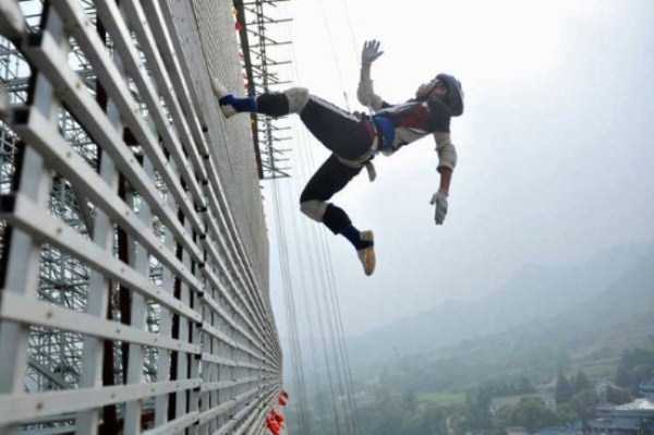 Theyre Pushing Their Luck Too Far (28 photos)