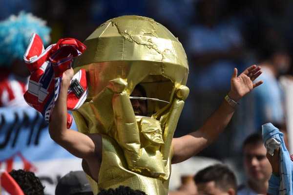 The Most Vivid Fans Spotted at the 2014 World Cup (38 photos)