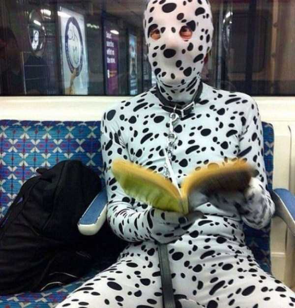 Subway is a Perfect Place For Weird People (30 photos)