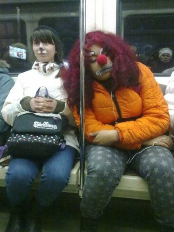 Subway is a Perfect Place For Weird People (30 photos)