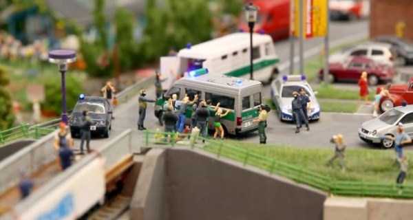 Probably The Best Model Railway Youve Ever Seen (32 photos)