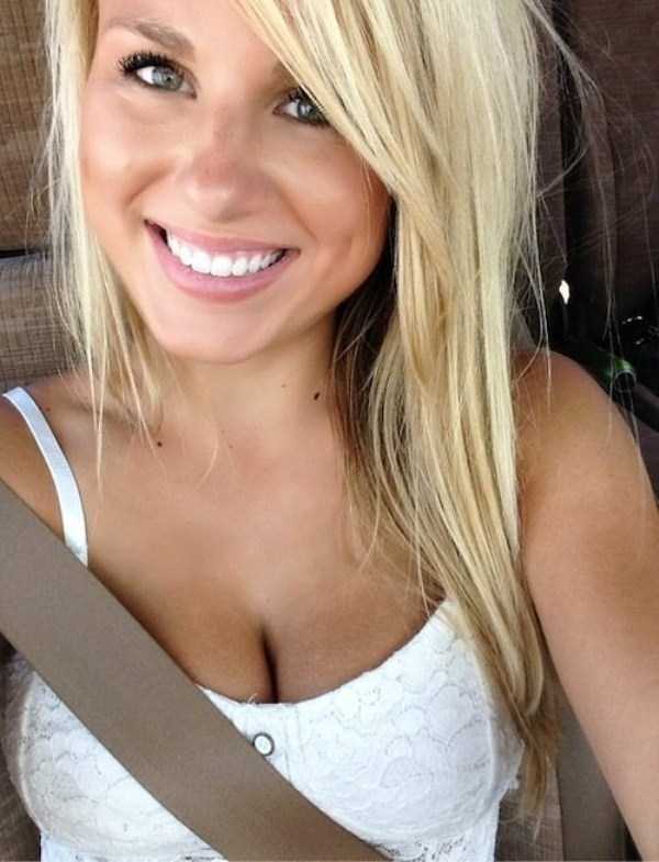 40 Truly Beautiful Girls (40 photos)