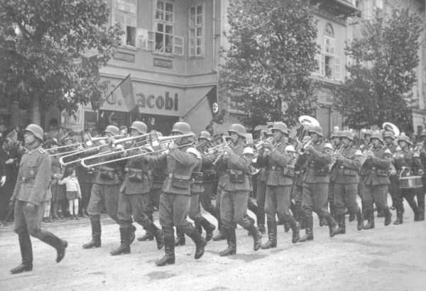 nazi troops in ww2 60